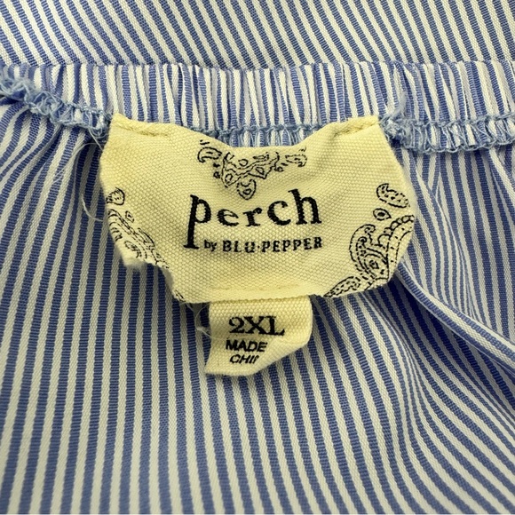 Perch by Blu Pepper Off the Shoulder Top - Size 2XL - Picture 2 of 6